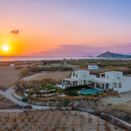 Plioni Villas & Suites Mikri Vigla Bagian luar foto