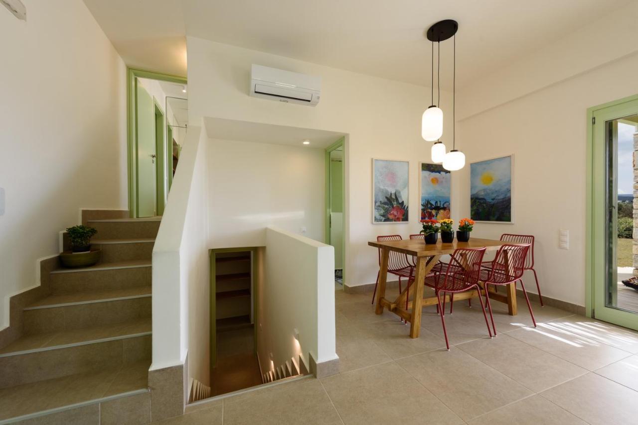 Plioni Villas & Suites Mikri Vigla Bagian luar foto