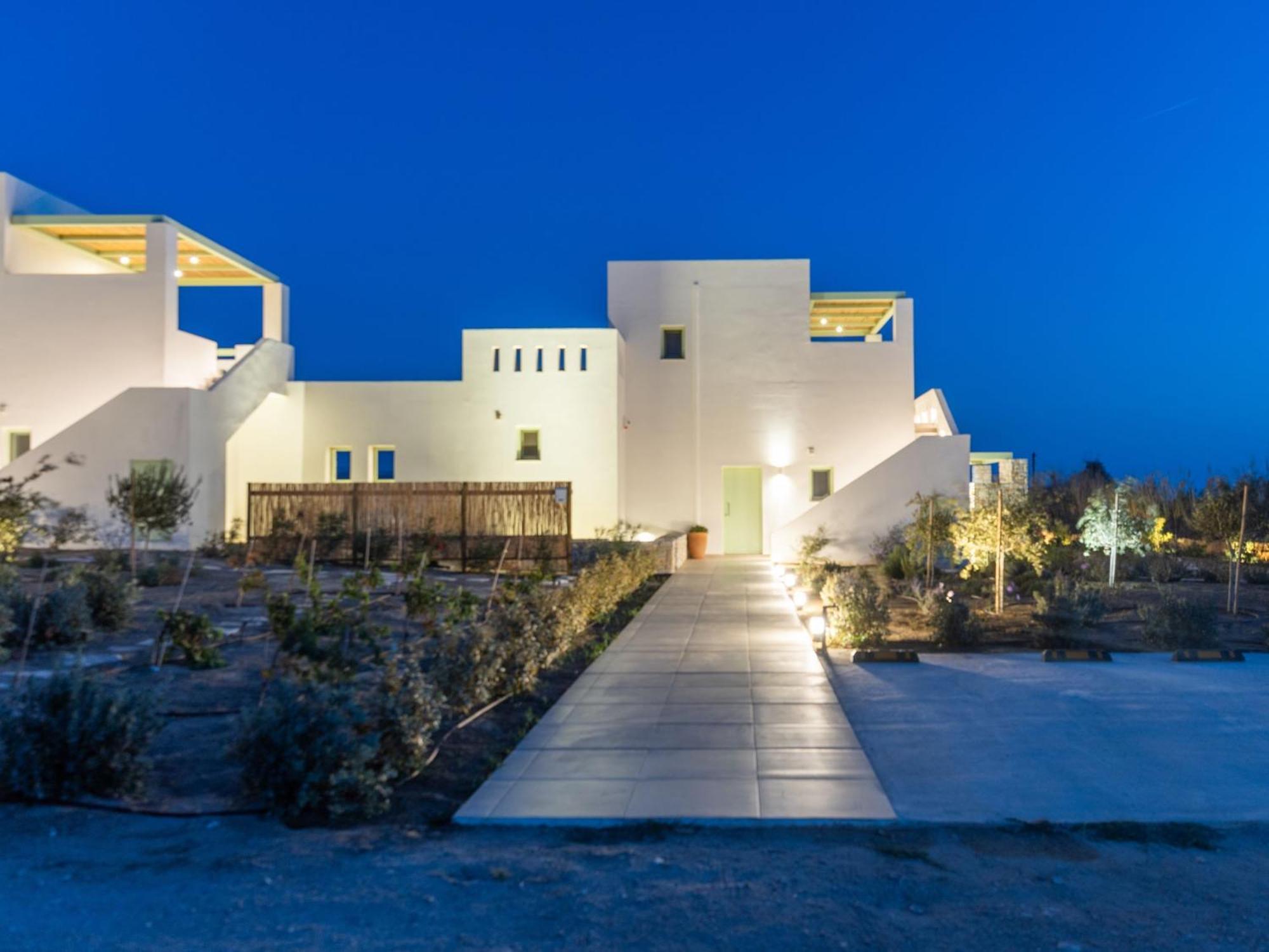 Plioni Villas & Suites Mikri Vigla Bagian luar foto