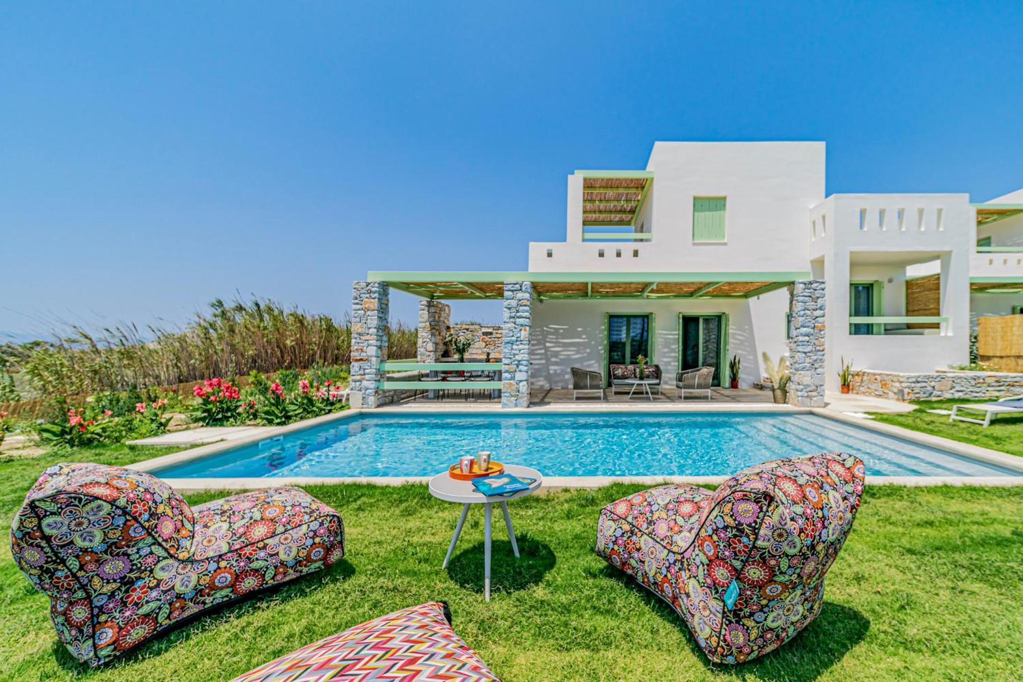 Plioni Villas & Suites Mikri Vigla Bagian luar foto