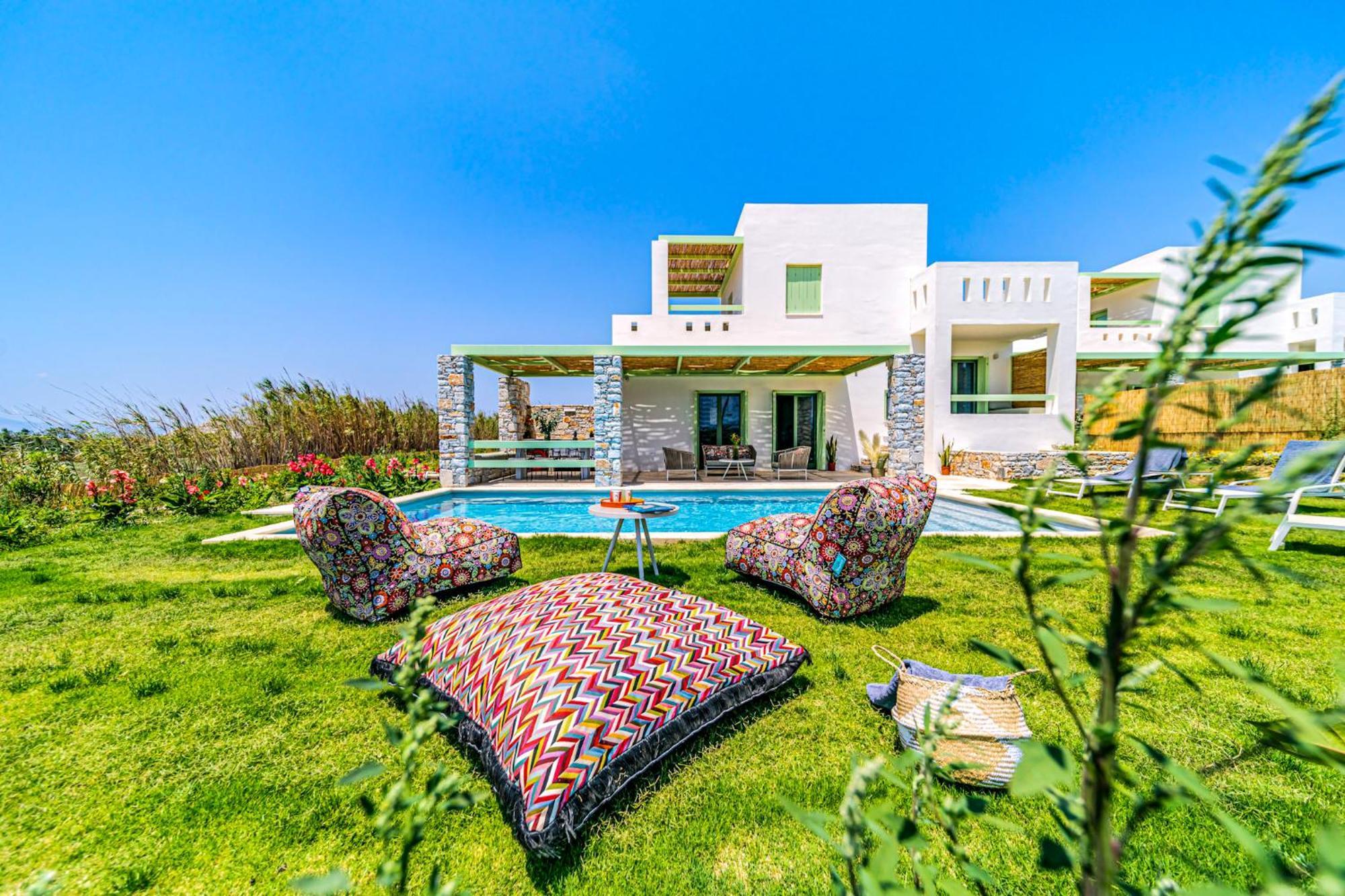 Plioni Villas & Suites Mikri Vigla Bagian luar foto